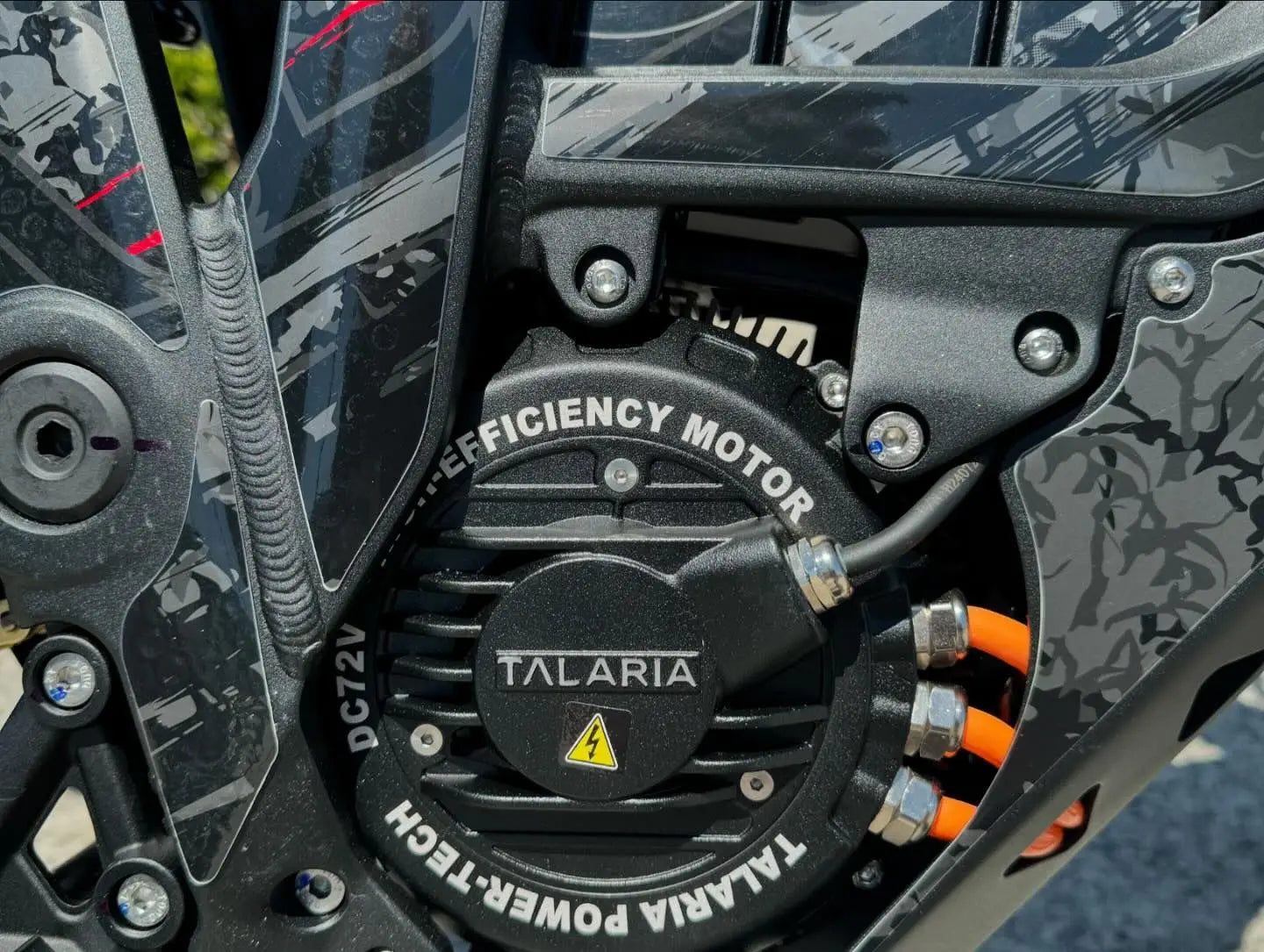 SXLL European Union warehouse racing electric motorcycle Talaria Sting MX5 pro with 3 riding modes including high-performance mo
